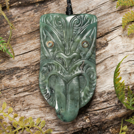 NZ Greenstone Medium TekoTeko Head Pendant (BW464) Inanga Pounamu