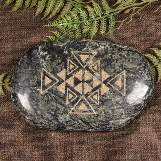 NZ Serpentine Small Freeform Touchstone Sculpture