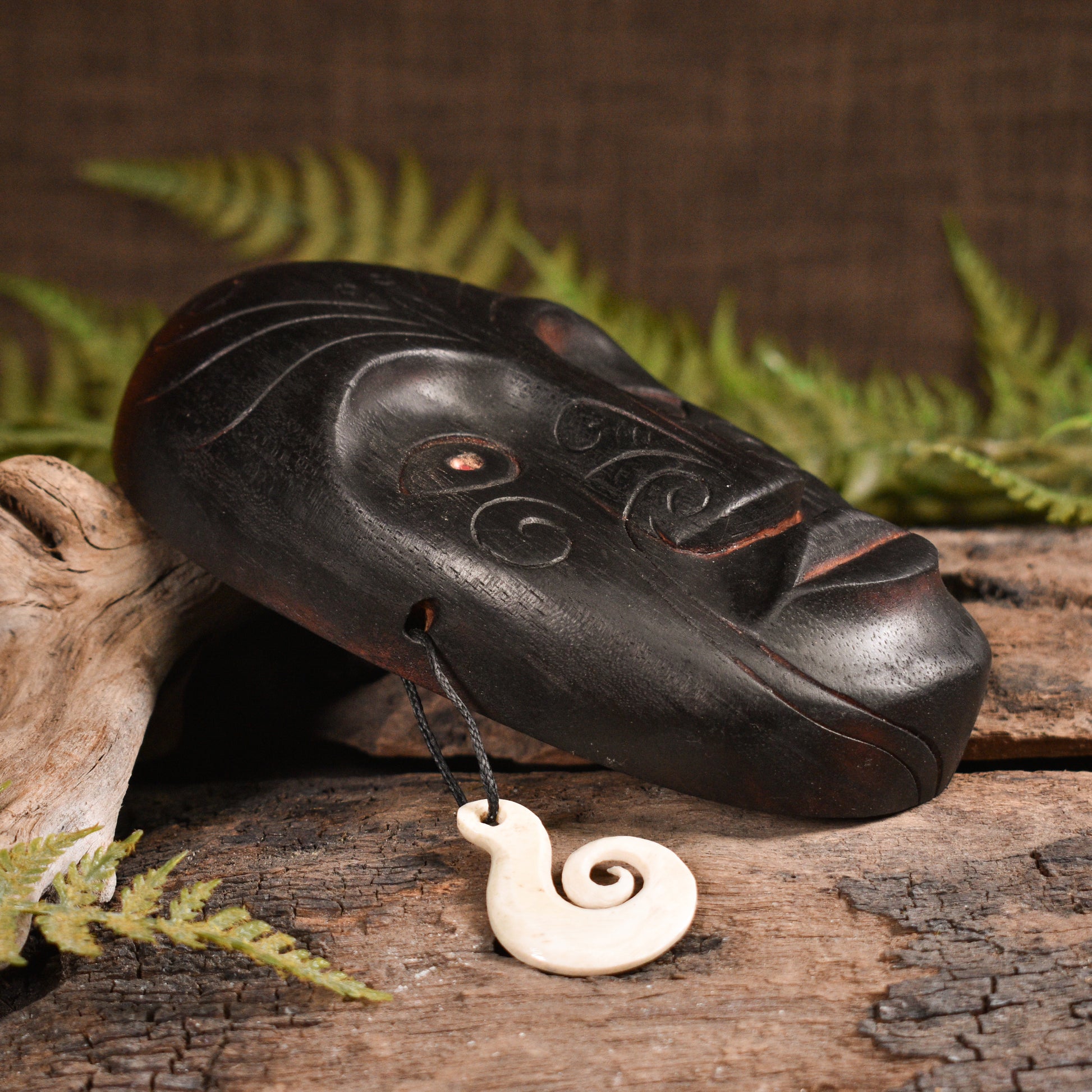 NZ Wood Wheku Mask Sculpture