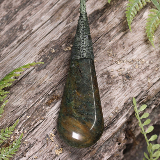 Obay Stone Medium Roimata Pendant