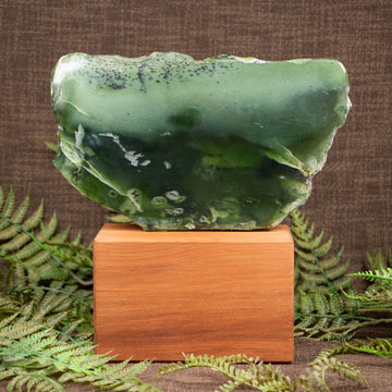 NZ Greenstone Freeform Sculpture Tangiwai Pounamu