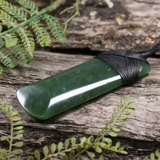 NZ Greenstone Large Toki Pendant  Hapopo Pounamu
