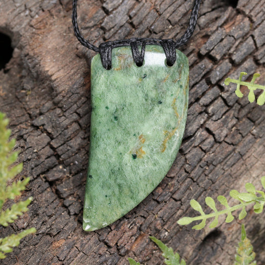 NZ Greenstone Small Niho Taniwha Tooth Pendant Hapopo Pounamu