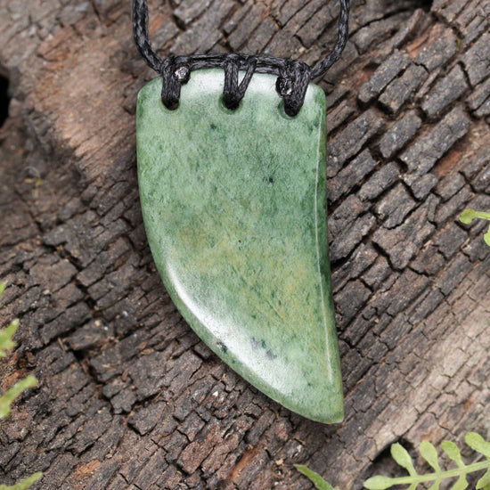 NZ Greenstone Small Niho Taniwha Tooth Pendant Hapopo Pounamu