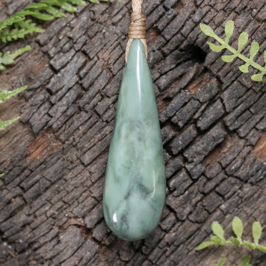 NZ Greenstone Small Roimata Pendant Inanga Pounamu