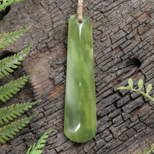 NZ Greenstone Medium Roimata Pendant Tangiwai Pounamu