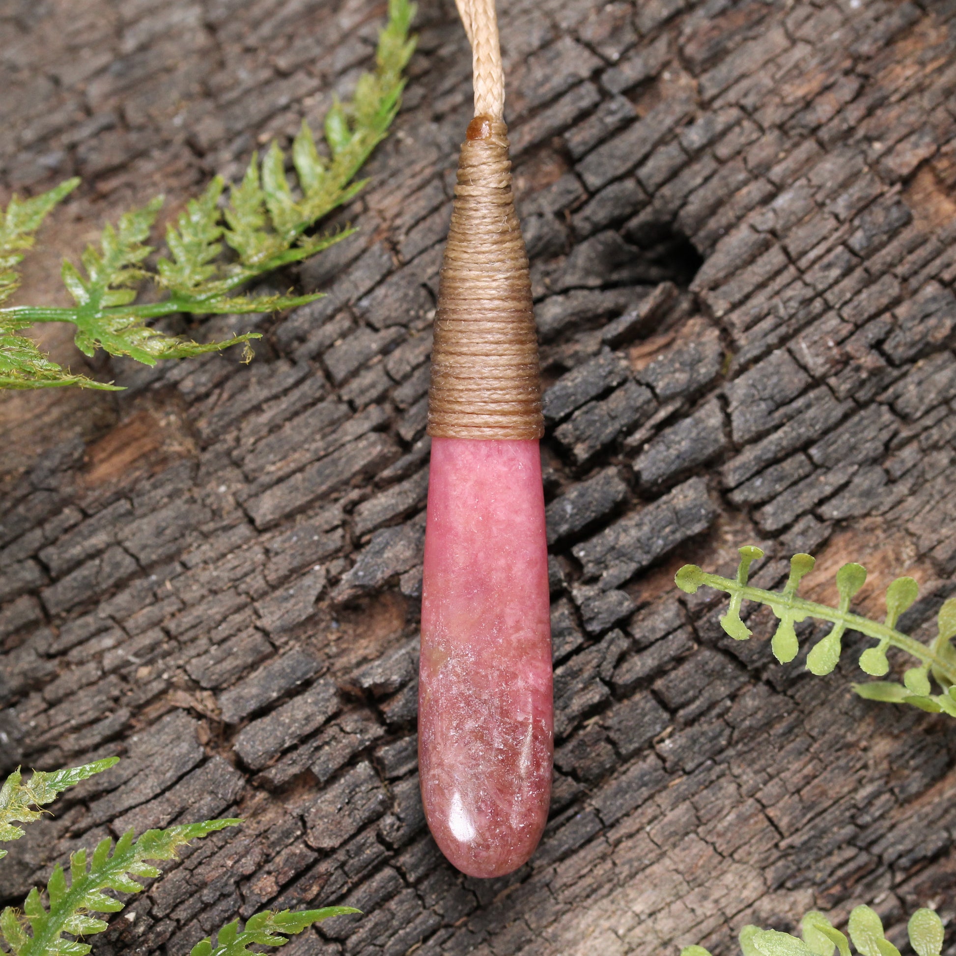 Rhodonite Small Roimata Pendant