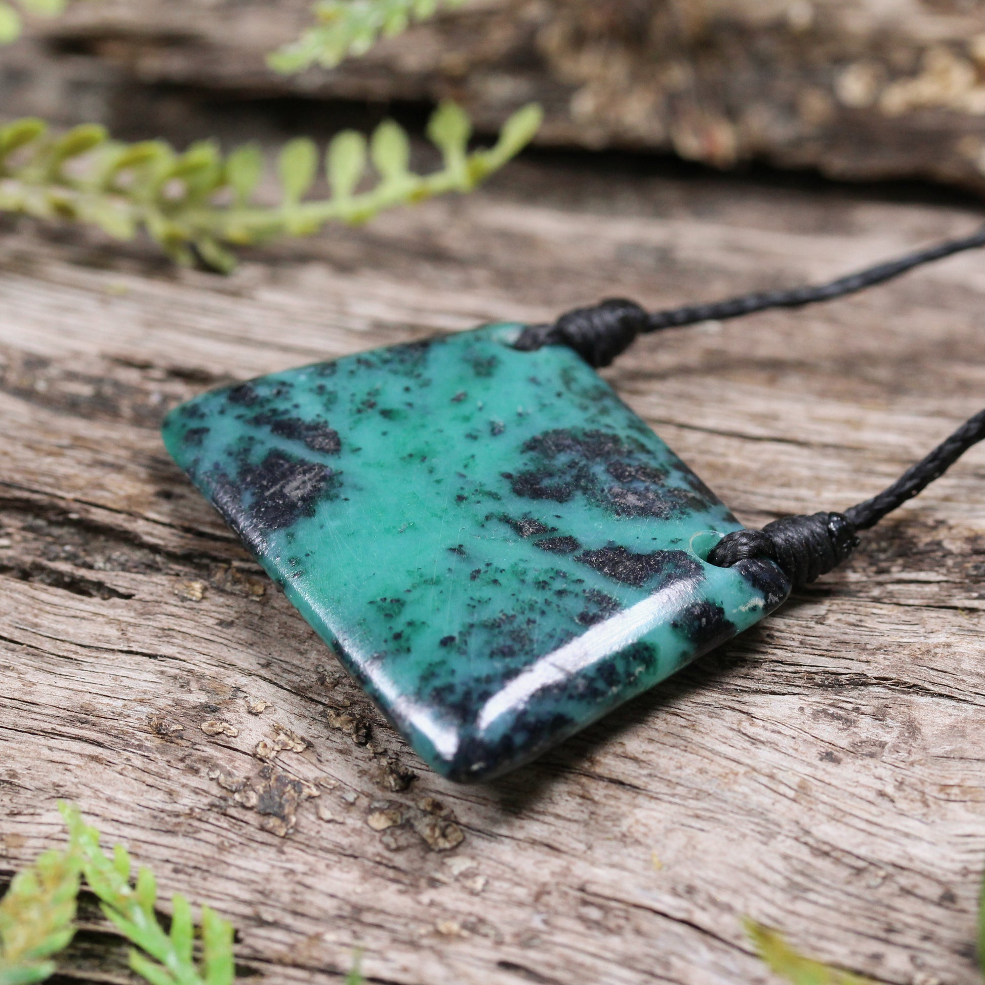 NZ Fuchsite Small Kōuma Breastplate