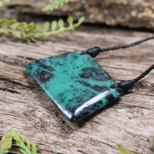 NZ Fuchsite Small Kōuma Breastplate