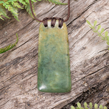 NZ Greenstone Small Toki Pendant Raukaraka Pounamu