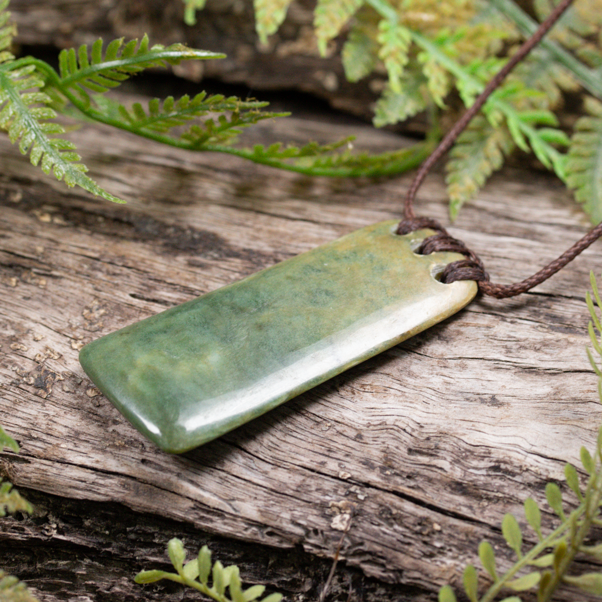 NZ Greenstone Small Toki Pendant Raukaraka Pounamu