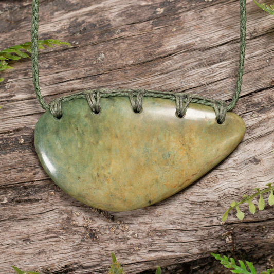 NZ Greenstone Large Kōuma Breastplate Pendant Raukaraka Pounamu