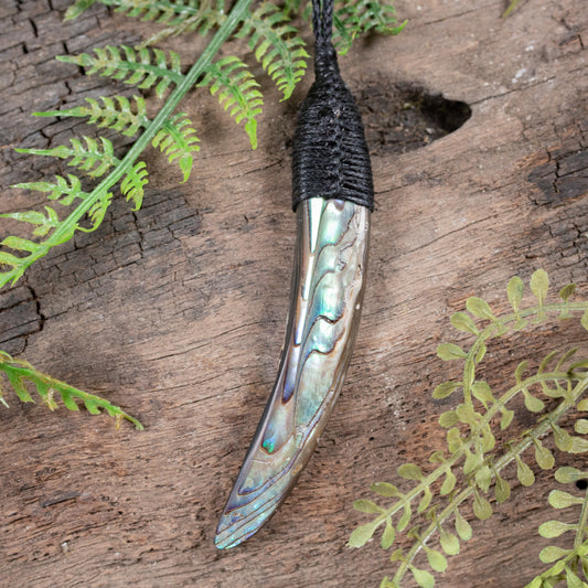 Pāua Shell Medium Freeform Pendant