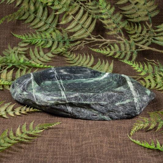 NZ Serpentine Bowl (CB222)