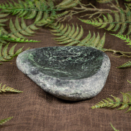 NZ Serpentine Bowl