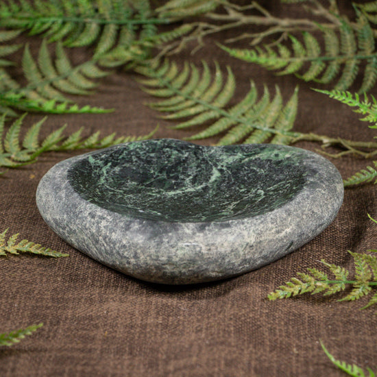 NZ Serpentine Bowl