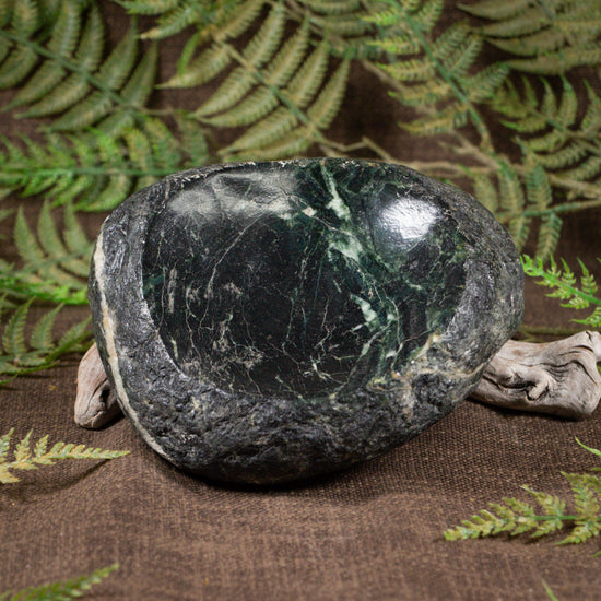NZ Serpentine Bowl