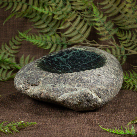 NZ Serpentine Bowl