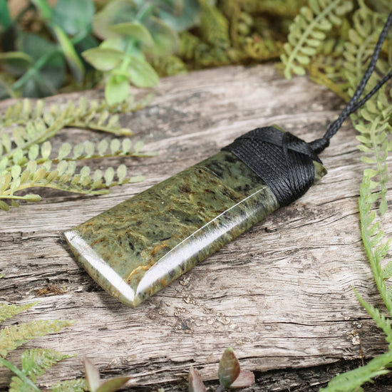 NZ Greenstone Large Toki Pendant Rimu Pounamu