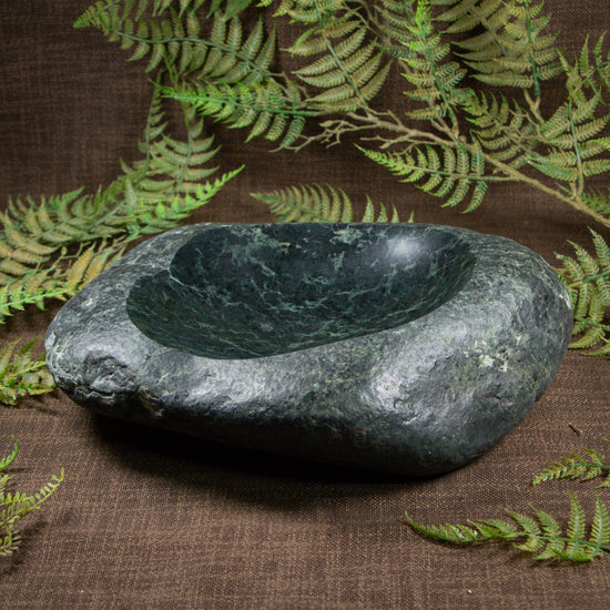 NZ Serpentine Bowl