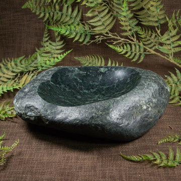 NZ Serpentine Bowl