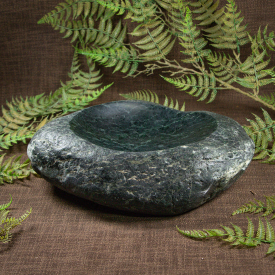 NZ Serpentine Bowl