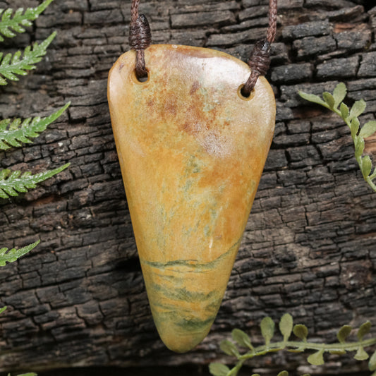 NZ Greenstone Medium Freeform Niho Taniwha Tooth Pendant Flower Jade Pounamu