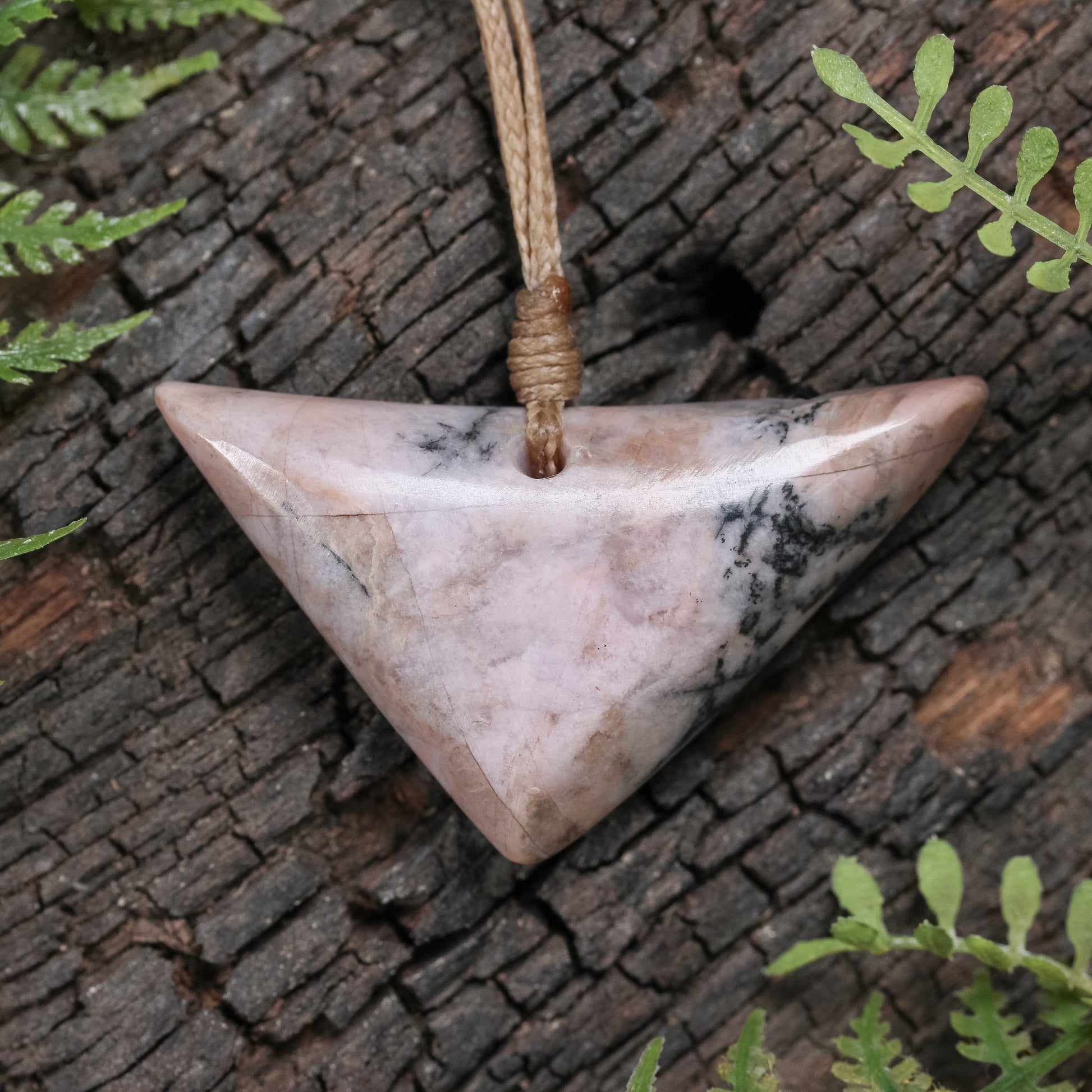 NZ Rhodonite Small Kōuma Breastplate Pendant