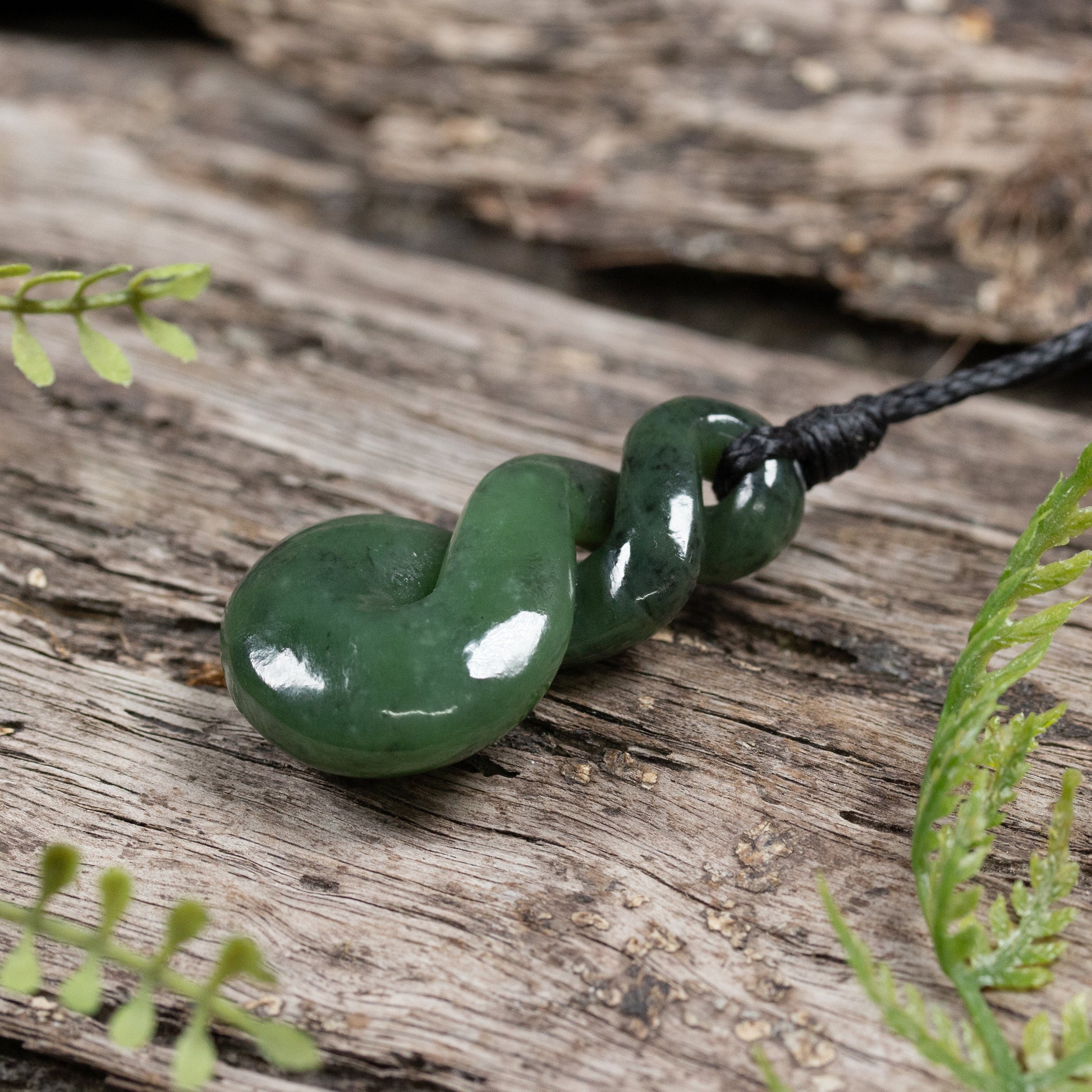 NZ Greenstone Small Twist Pendant Hapopo Pounamu
