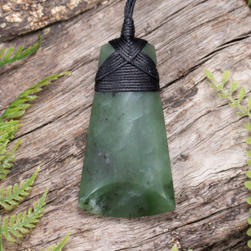 NZ Greenstone Medium Toki Pendant Hapopo Pounamu