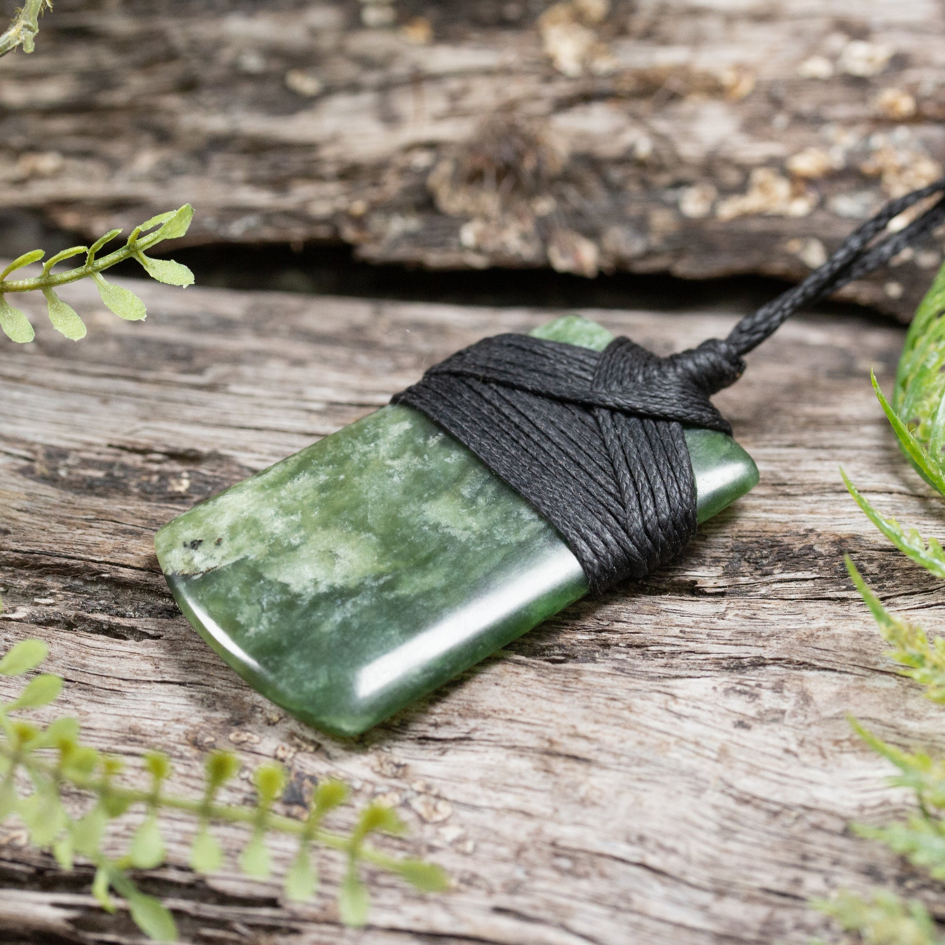 NZ Greenstone Small Toki Pendant Hapopo Pounamu