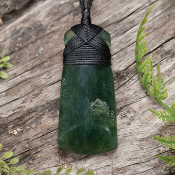 NZ Greenstone Small Toki Pendant Tangiwai Pounamu