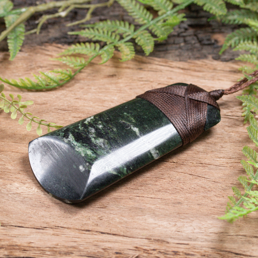 NZ Serpentine Large Toki Pendant