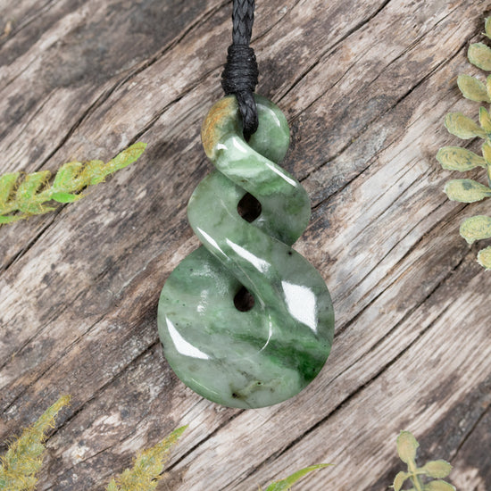NZ Greenstone Small Twist Pendant Auhunga Pounamu