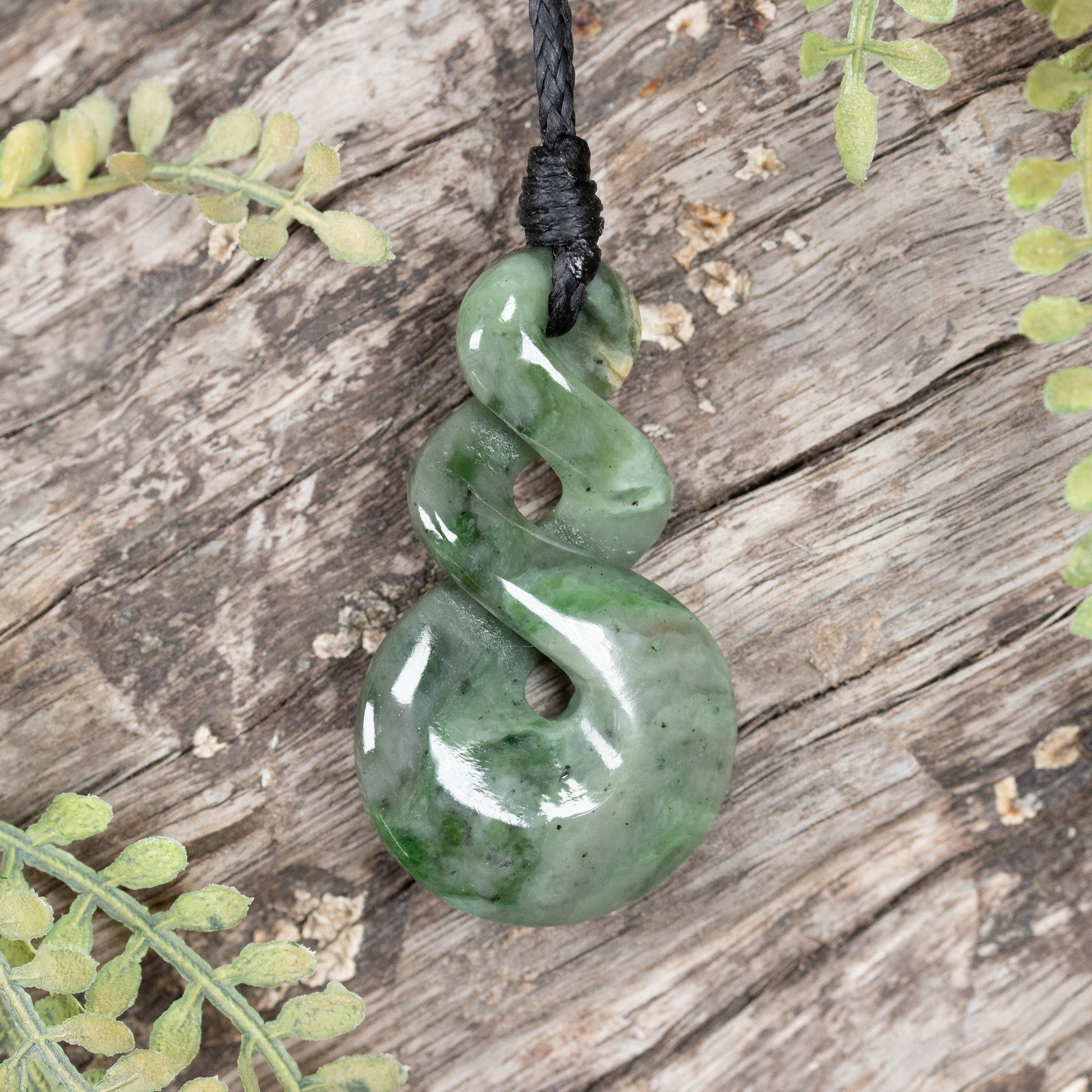NZ Greenstone Small Twist Pendant Auhunga Pounamu