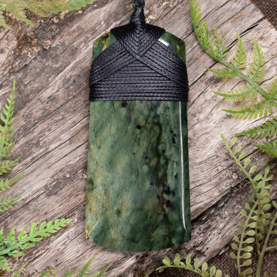 NZ Greenstone XLarge Toki Pendant Rimu Pounamu