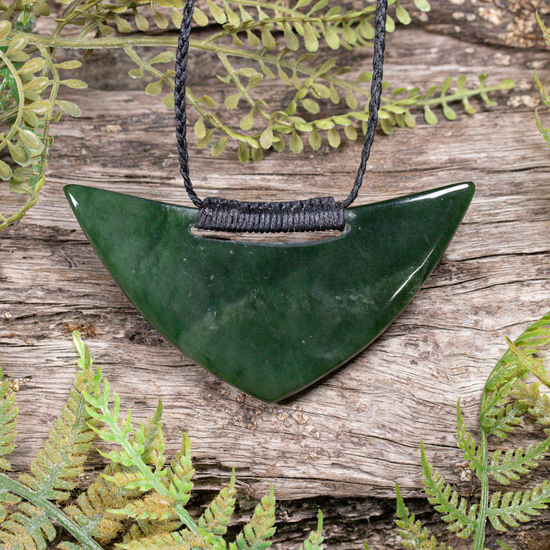 NZ Greenstone Large Kōuma Breastplate Pendant Kawakawa Pounamu