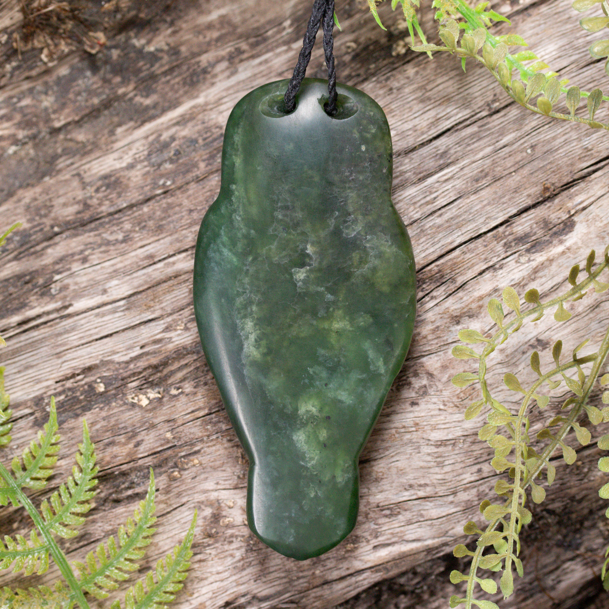 NZ Greenstone Large Ruru Pendant Kawakawa Pounamu