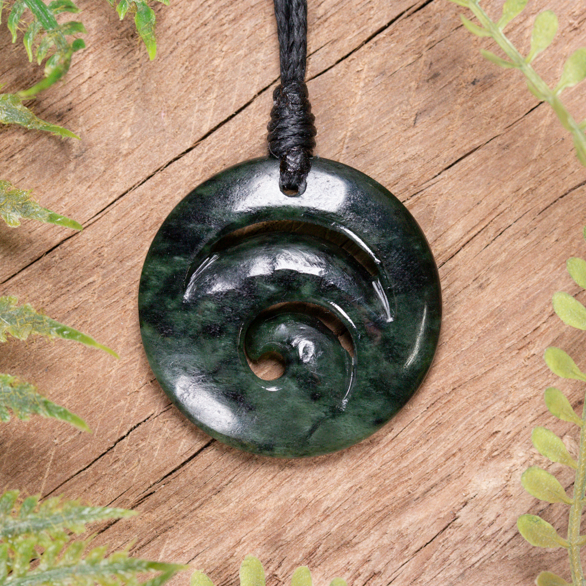 NZ Greenstone Small Koru Pendant  Kawakawa Pounamu
