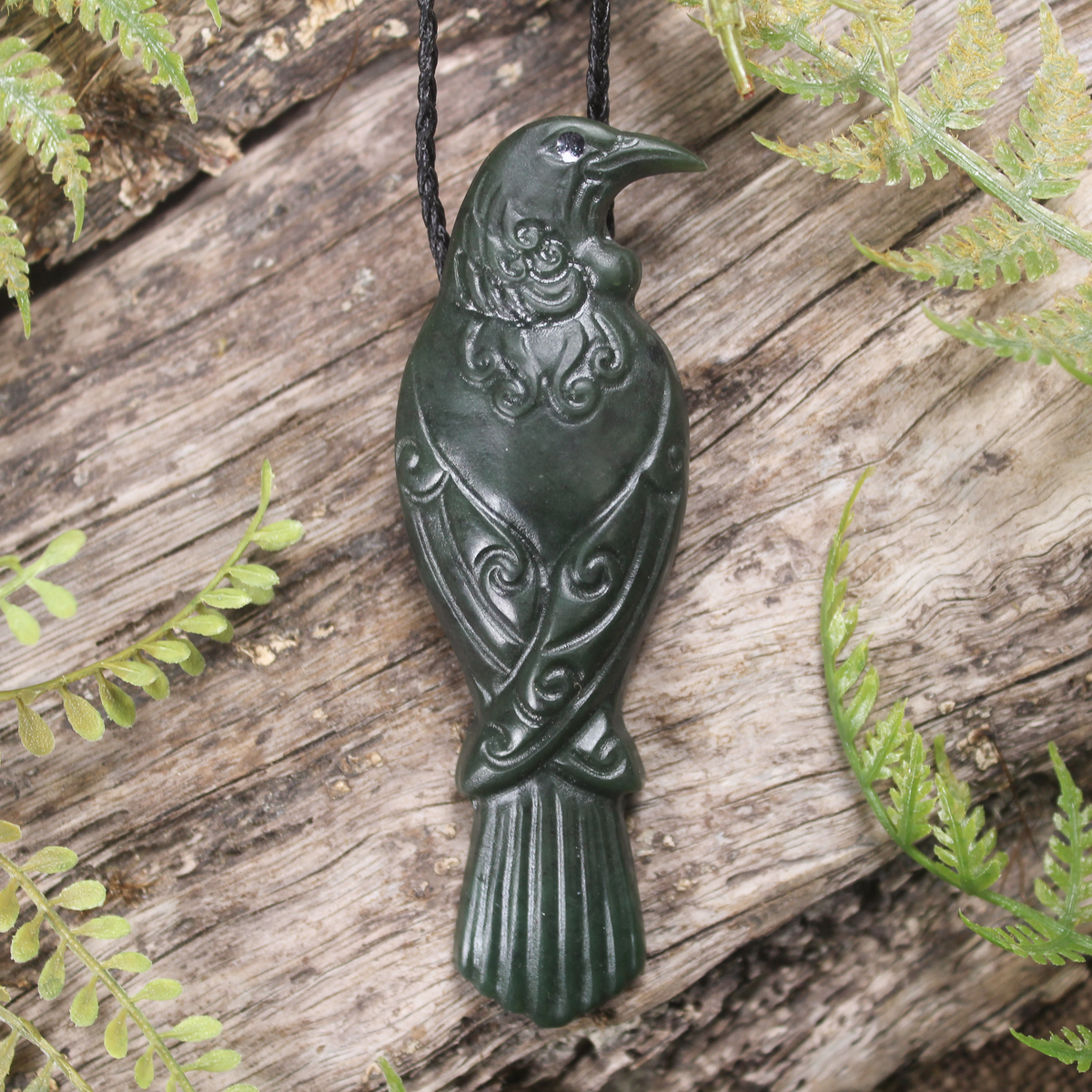 NZ Greenstone Large Tūī Pendant Kawakawa Pounamu
