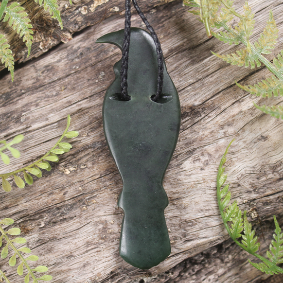 NZ Greenstone Large Tūī Pendant Kawakawa Pounamu