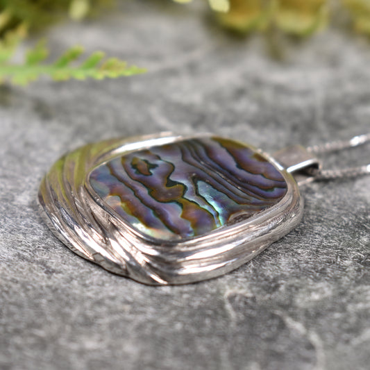 Sterling Silver Medium Pāua Shell Pendant