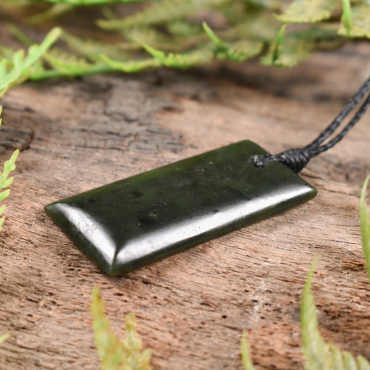 NZ Greenstone Small Freeform Toki Pendant Rimu Pounamu