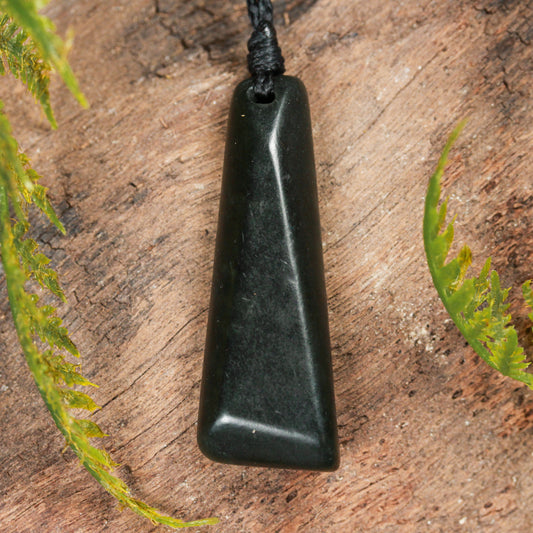 NZ Greenstone Small Freeform Toki Pendant (BN476) Kawakawa Pounamu