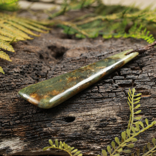 NZ Greenstone Large Freeform Toki Pendant (BN491) Totoweka Pounamu