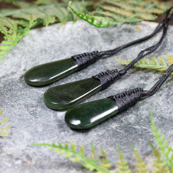NZ Greenstone XSmall Roimata Pendant Kawakawa Pounamu