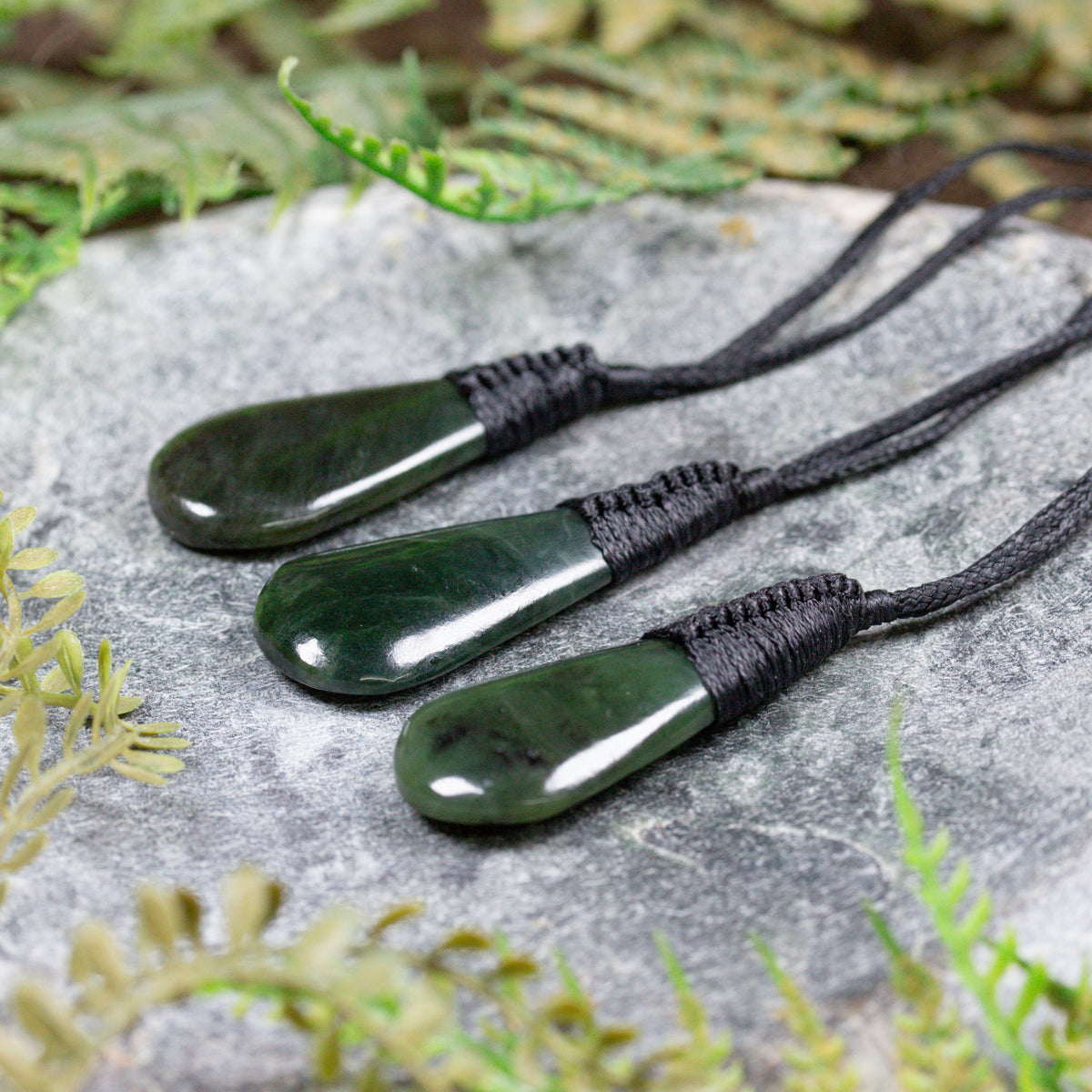 NZ Greenstone XSmall Roimata Pendant Kawakawa Pounamu