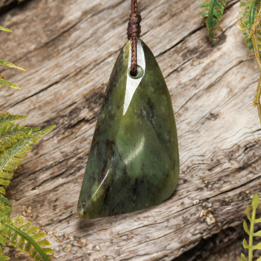 NZ Greenstone Small Freeform Toki Pendant (BN484) Rimu Pounamu