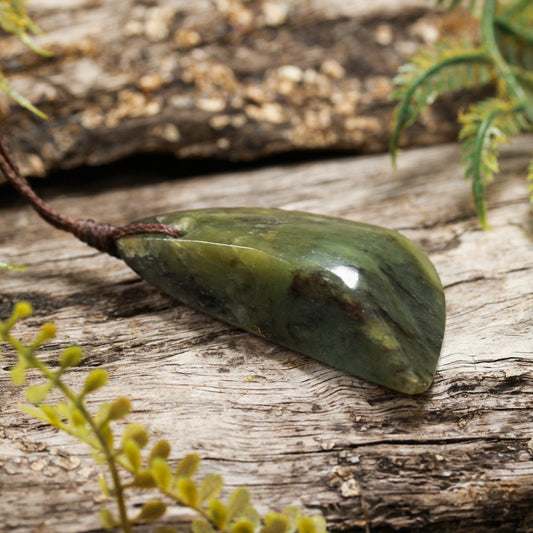 NZ Greenstone Small Freeform Toki Pendant (BN484) Rimu Pounamu