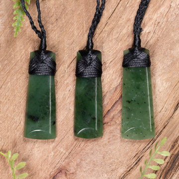 NZ Greenstone XSmall Toki Pendant Hapopo Pounamu